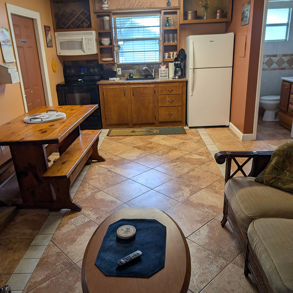 Cabin 10 Main Area